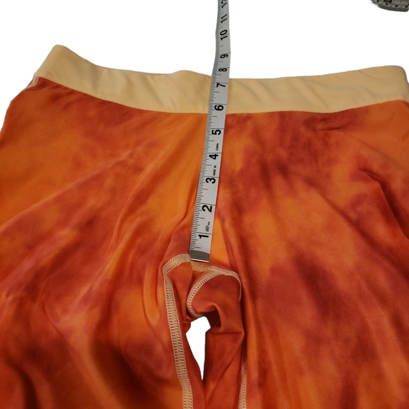 Nike Running Women's Medium Capris - Picture 5 of 5